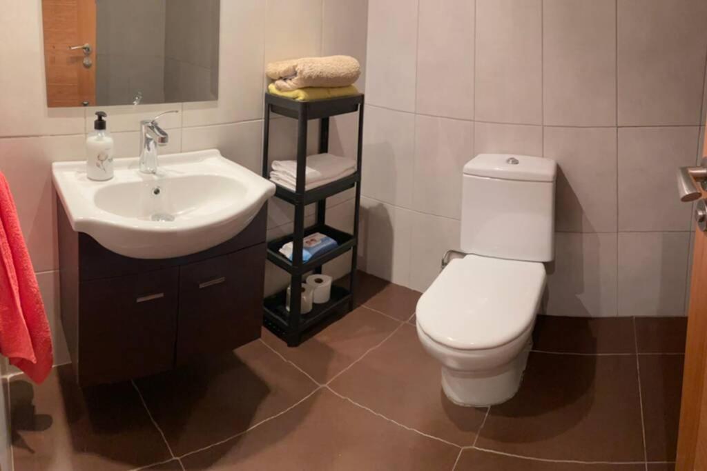 Apartamento Con Gran Jardin Privado Lägenhet Figueres  Exteriör bild