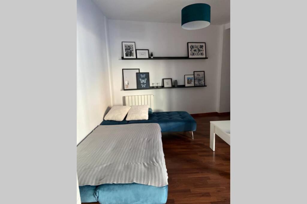 Apartamento Con Gran Jardin Privado Lägenhet Figueres  Exteriör bild